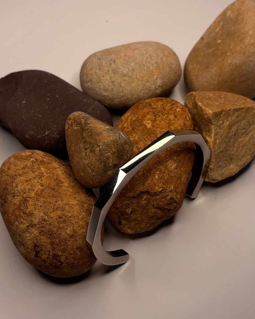 Minimal Black Open Cuff Bracelet – Modern Matte Finish