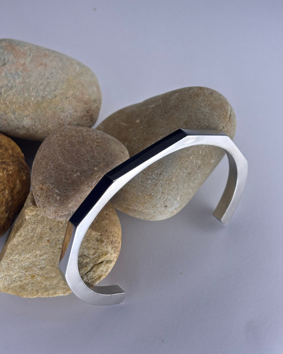 Minimal Black Open Cuff Bracelet – Modern Matte Finish